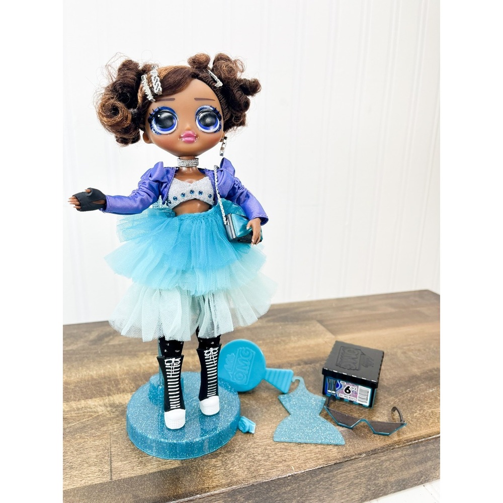 LOL Surprise Miss Glam‎ OMG Surprise Fashion Doll with accessories